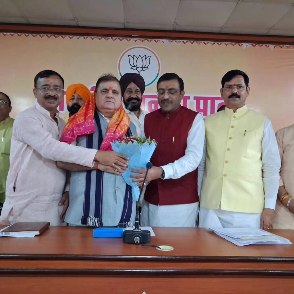 पंजाबी गौरव सम्मेलन को लेकर भाजपा की अहम बैठक, तैयारियों और व्यवस्थाओं पर हुआ मंथन